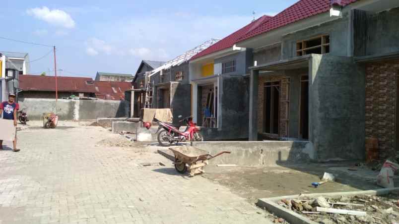 dijual rumah jl abadi ringroad sunggal