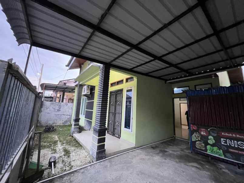 dijual rumah jl air dingin