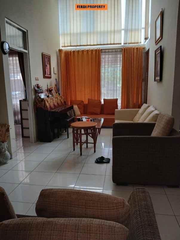 dijual rumah jl alternatif cibubur km 4