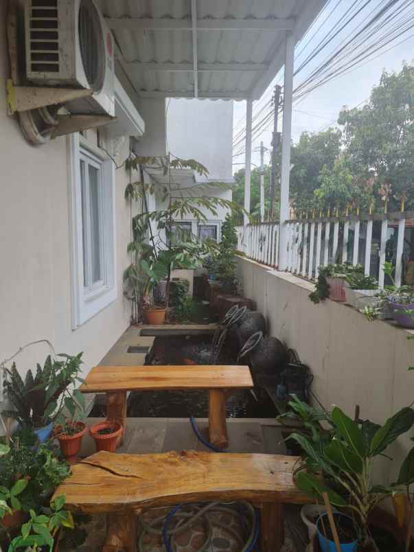 dijual rumah jl batu indah