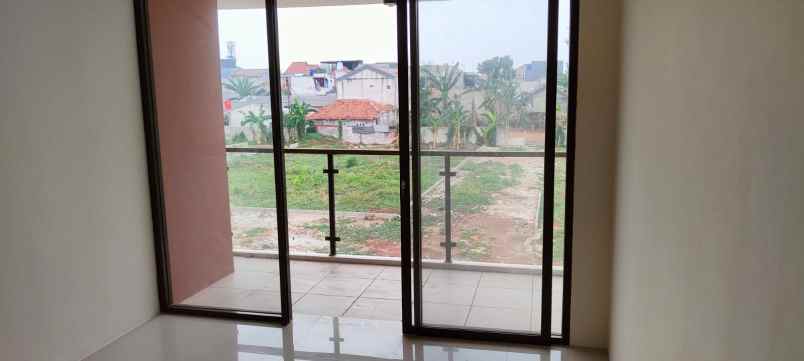 dijual rumah jl ceger raya jurang mangu