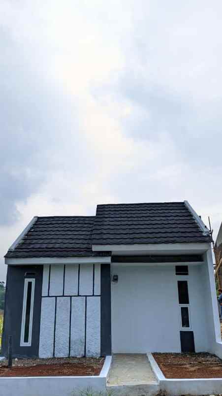 dijual rumah jl cikalapa ciptahaja