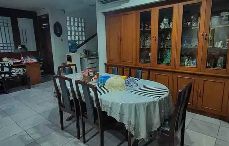 dijual rumah jl cikatomas rawa barat