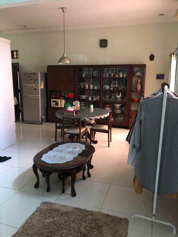 dijual rumah jl h samali pasar minggu