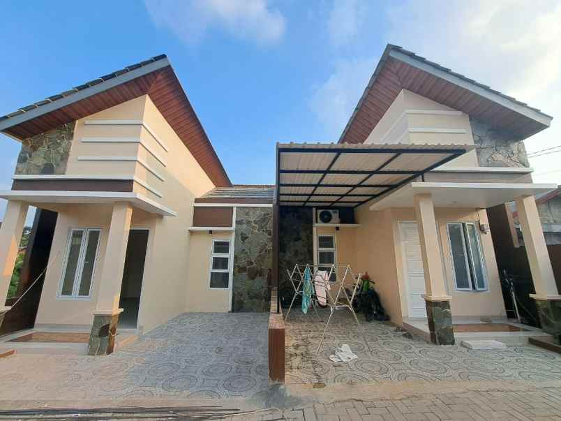 dijual rumah jl h syamsudin kalimulya