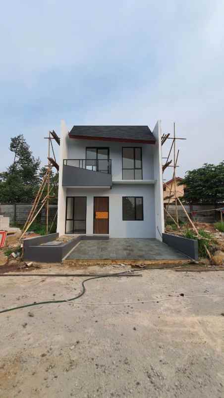 dijual rumah jl hergamanah iv gunung