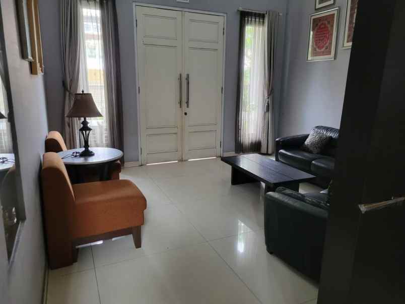 dijual rumah jl ibrahim adji kota bandung