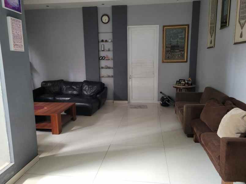 dijual rumah jl ibrahim adji kota bandung