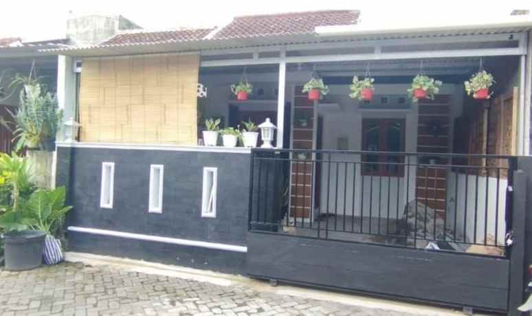 dijual rumah jl imogiri timur