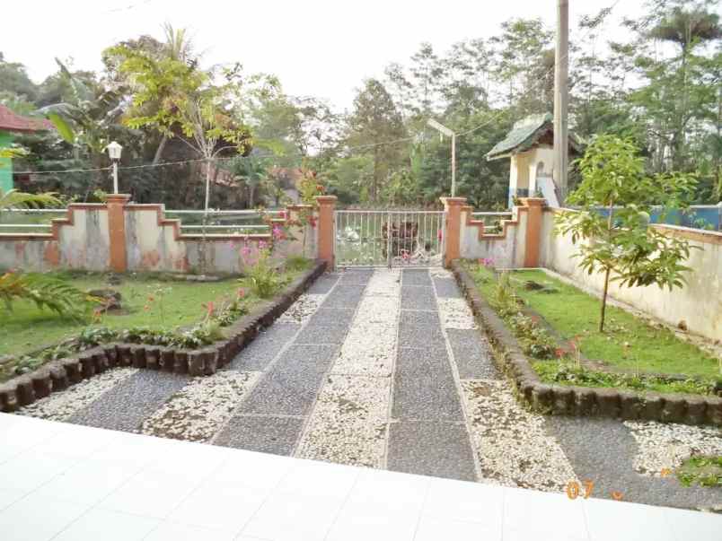 dijual rumah jl inpres no 40 rt 03 rw