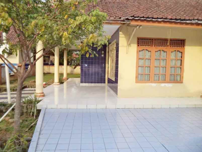 dijual rumah jl inpres no 40 rt 03 rw