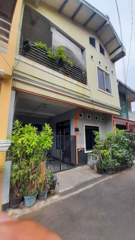 dijual rumah jl jakarta antapani bandung