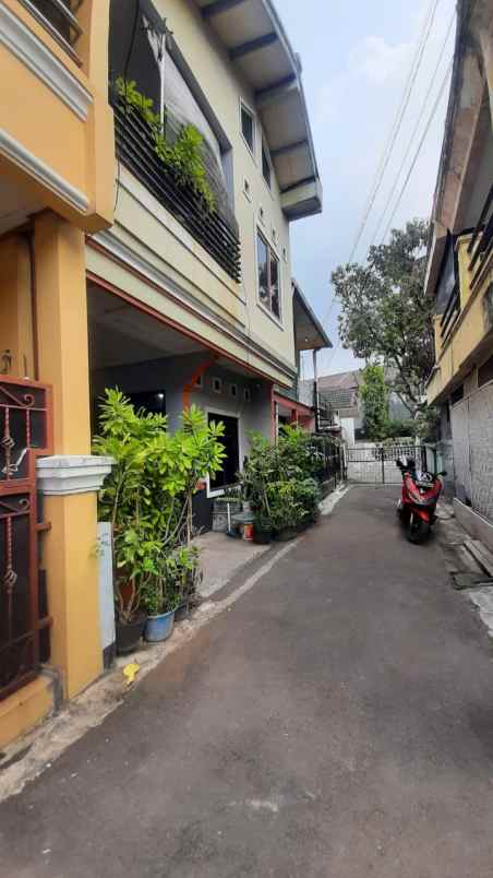 dijual rumah jl jakarta antapani bandung