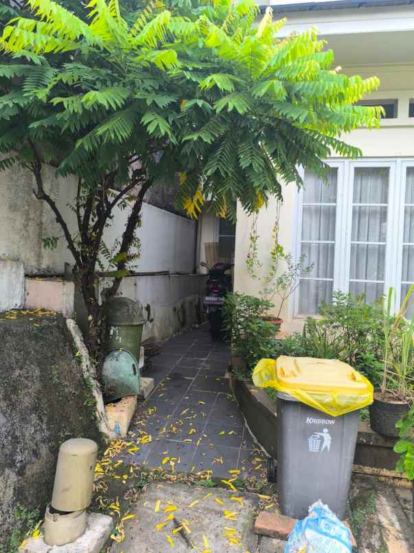 dijual rumah jl jatibening bekasi kota