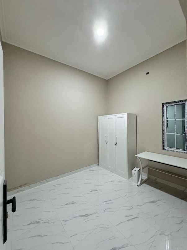 dijual rumah jl jatimakmur pondok gede