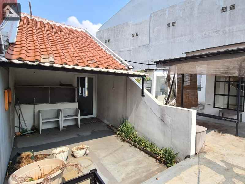 dijual rumah jl jatipadang raya pasar