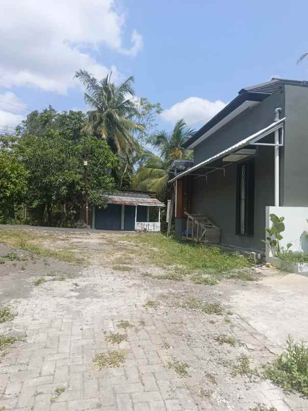 dijual rumah jl jogja wates km 10
