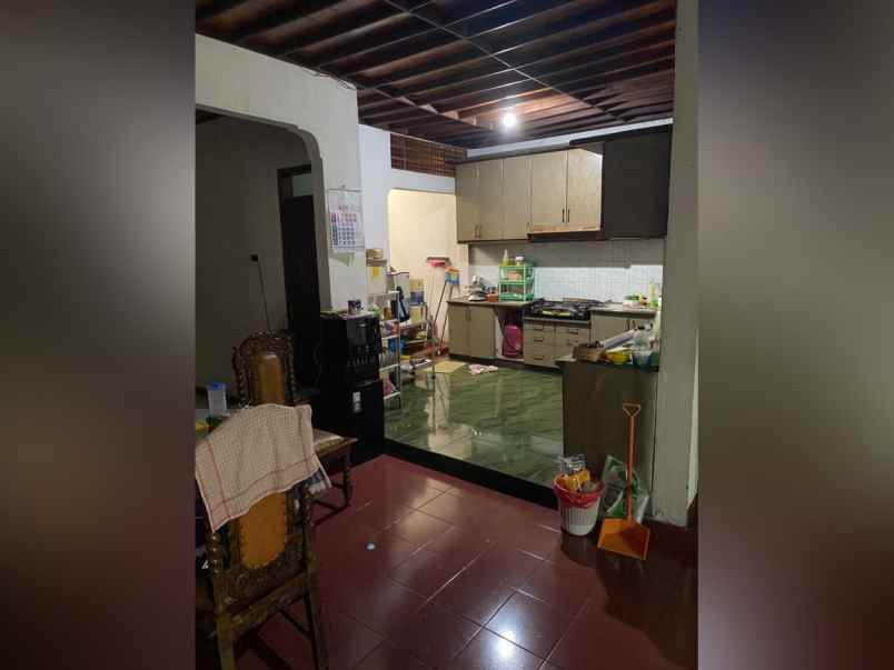 dijual rumah jl kedoya duri no 9 kedoya