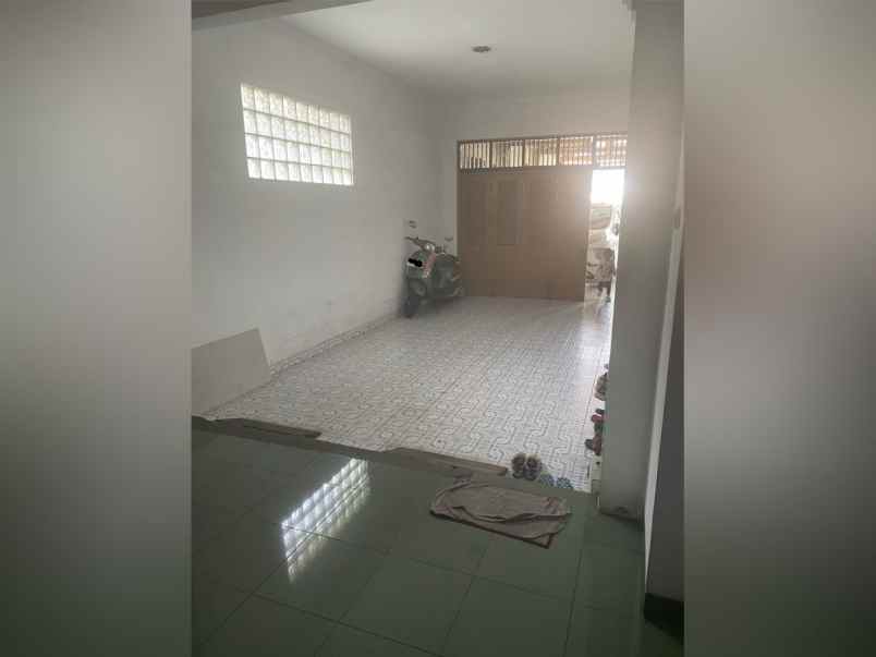 dijual rumah jl kedoya duri no 9 kedoya