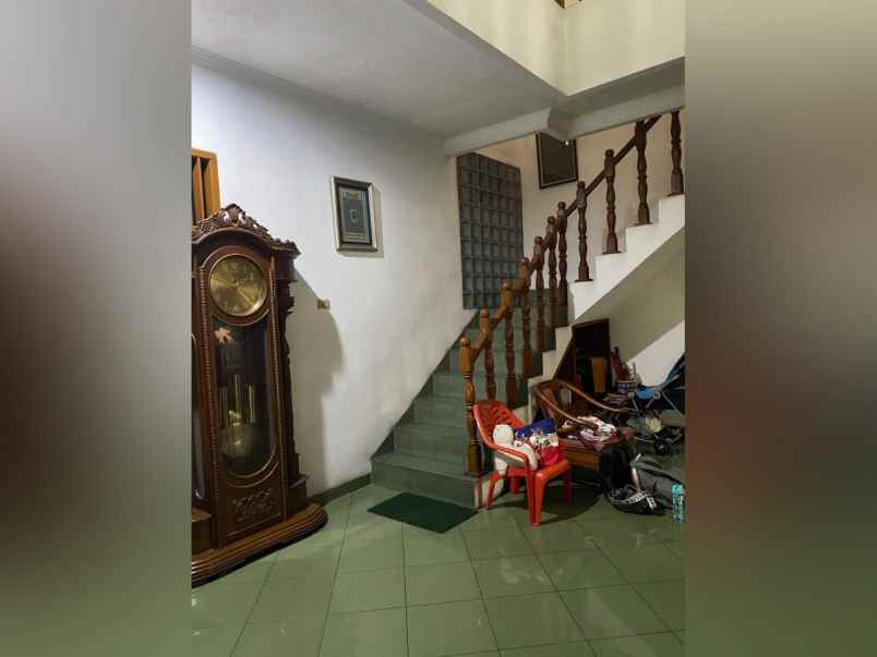 dijual rumah jl kedoya duri no 9 kedoya