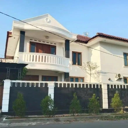 dijual rumah jl kelapa kuning billymoon