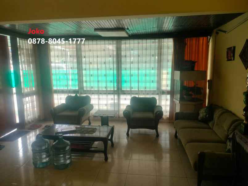 dijual rumah jl kramat