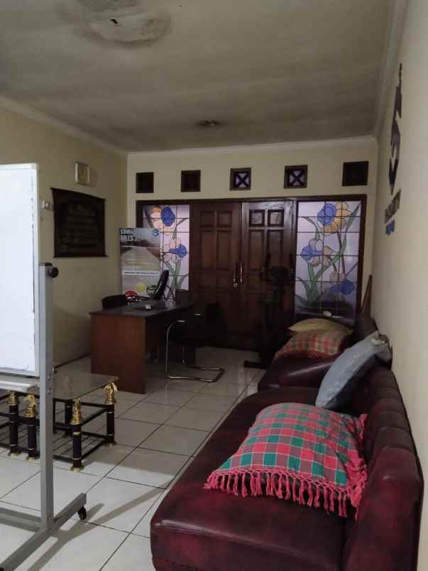 dijual rumah jl lemah endah pasir impun