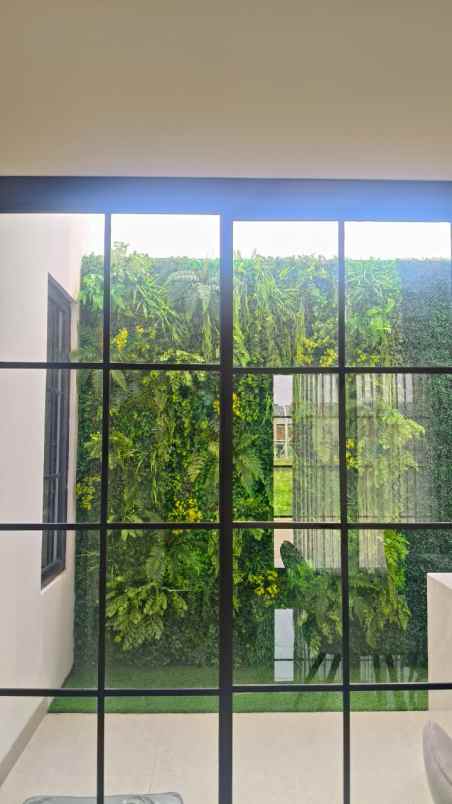 dijual rumah jl leuwinanggung