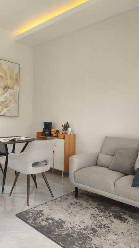 dijual rumah jl leuwinanggung
