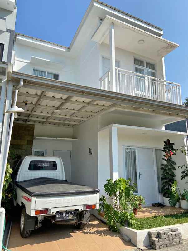 dijual rumah jl mangunkarso no 48 toyoresmi