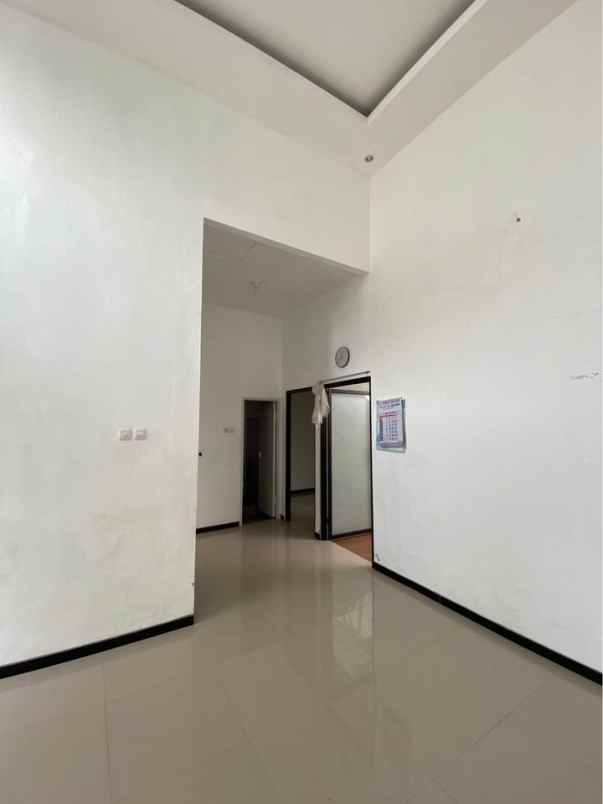 dijual rumah jl mangunkarso no 48 toyoresmi