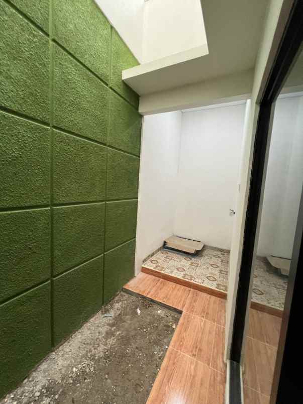 dijual rumah jl markisa medan satria