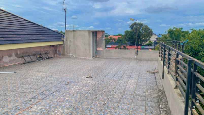 dijual rumah jl merpati putih