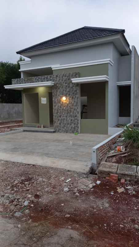 dijual rumah jl muchtar raya