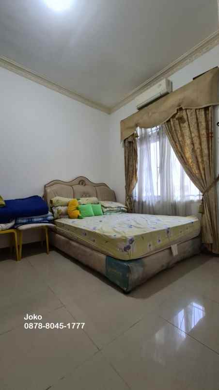 dijual rumah jl mustika jaya