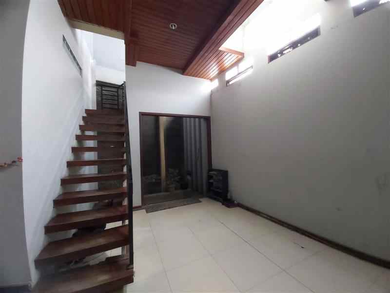 dijual rumah jl nasional cimareme