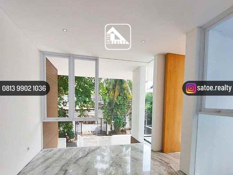 dijual rumah jl niaga hijau pondok