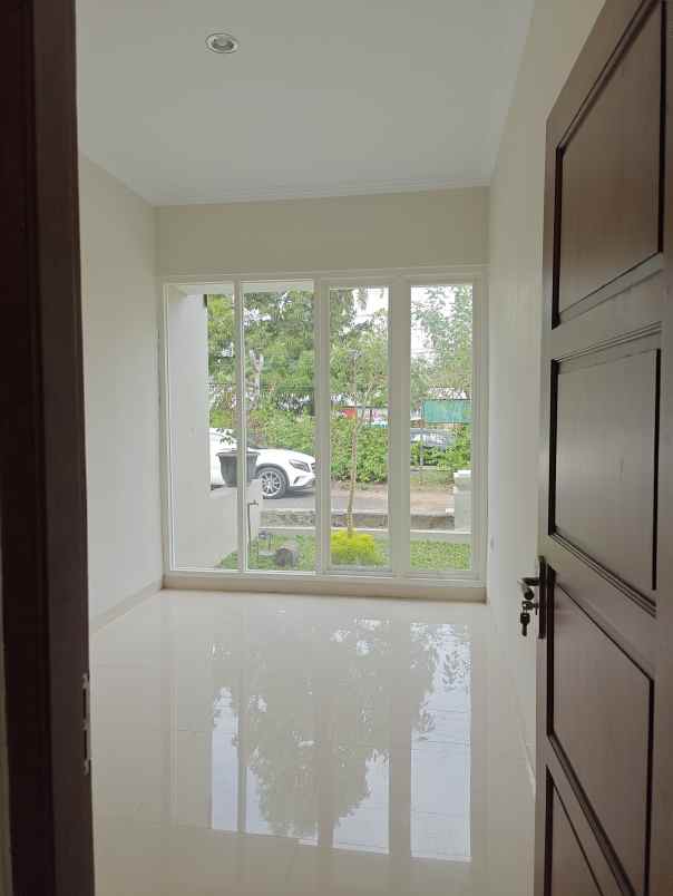 dijual rumah jl palagan km 9 sariharjo