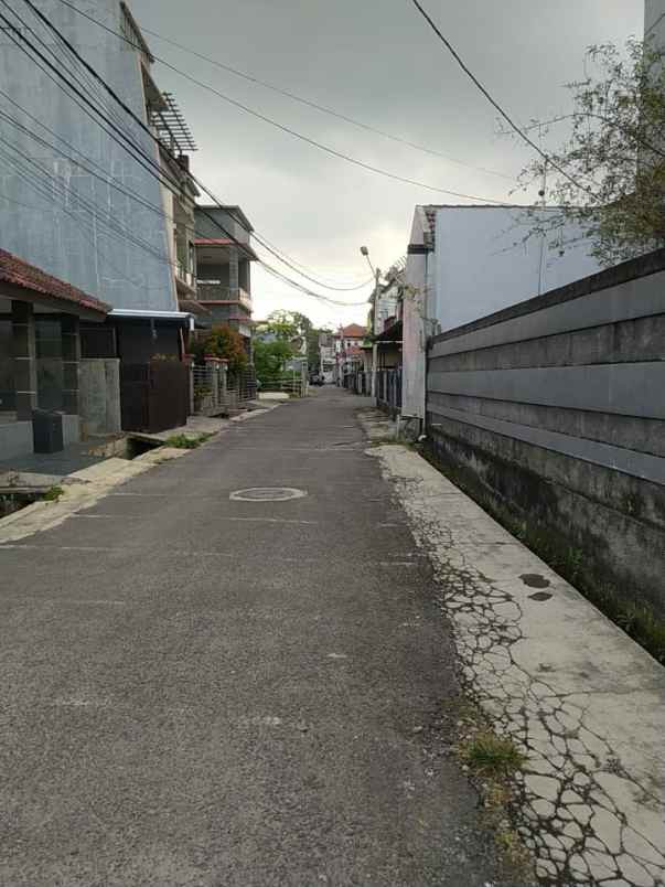 dijual rumah jl permata permai