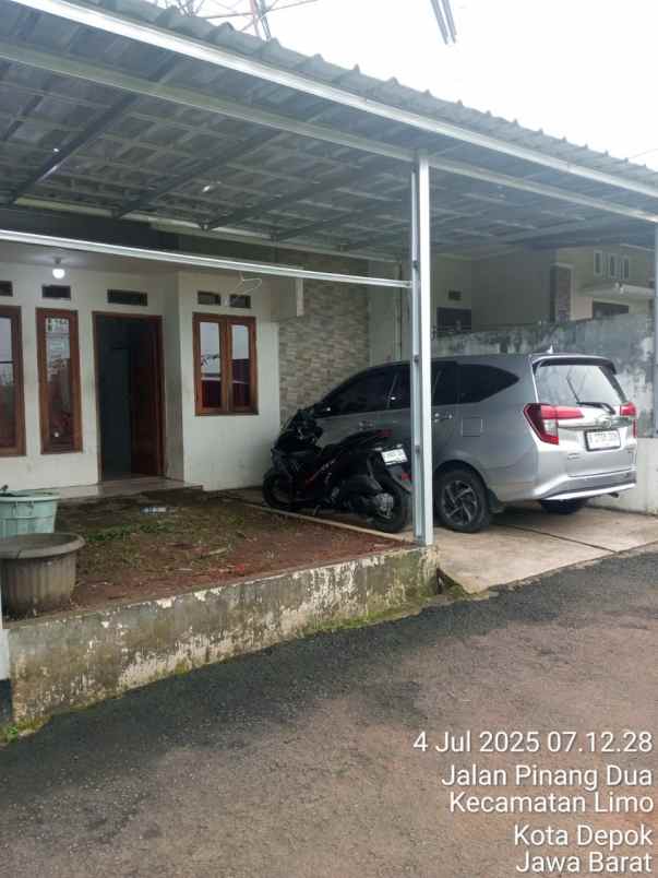 dijual rumah jl pinang dua no 2 limo depok