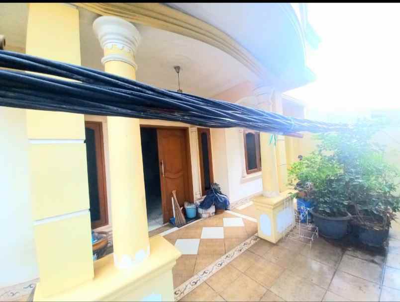 dijual rumah jl pondok kelapa duren