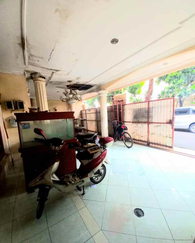 dijual rumah jl pondok kelapa duren