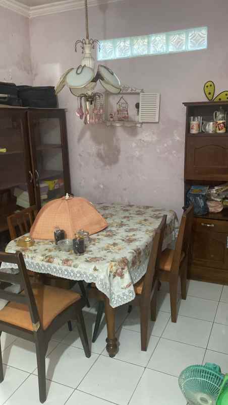 dijual rumah jl pulosari