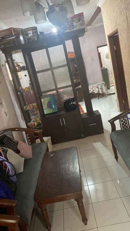 dijual rumah jl pulosari