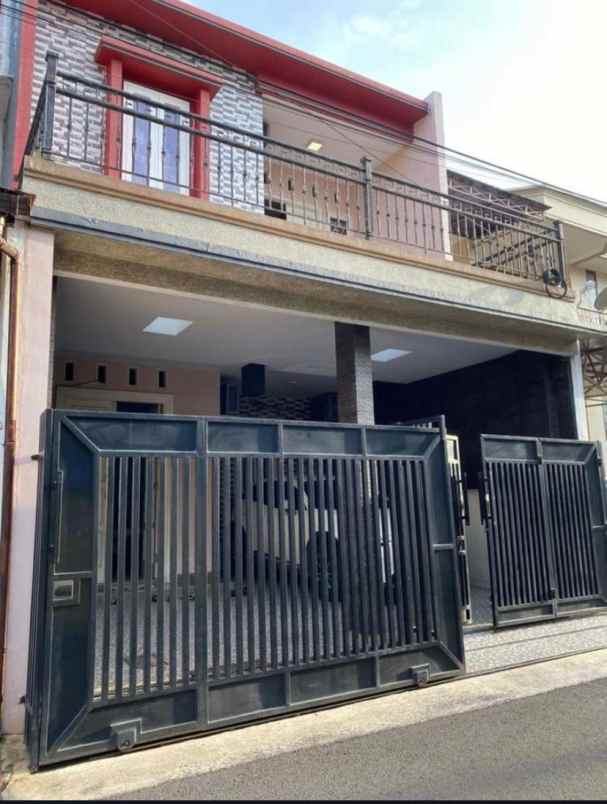 dijual rumah jl raden inten duren sawit