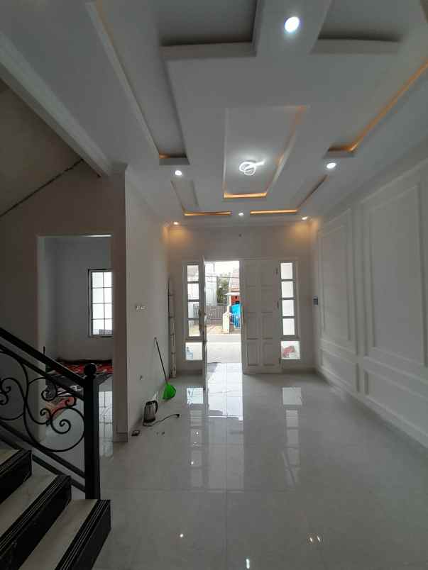 dijual rumah jl raden sanim tanah baru