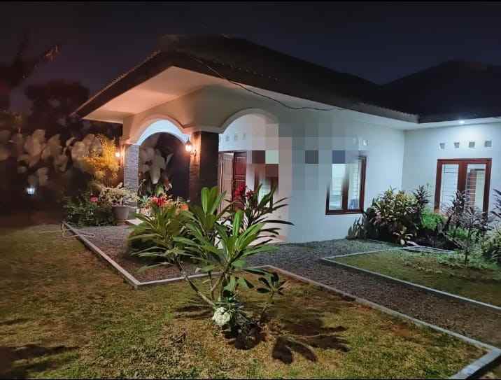 dijual rumah jl raya bogor sukabumi