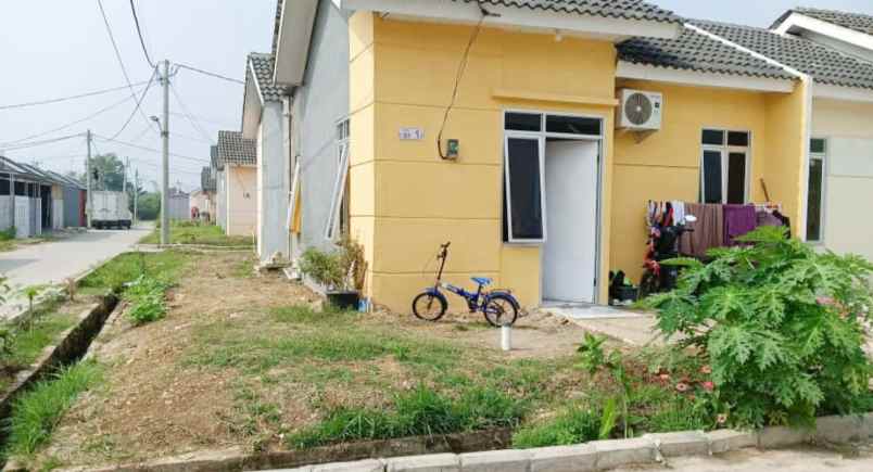 dijual rumah jl raya bojong