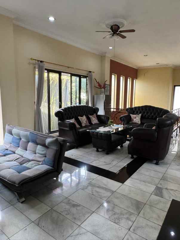 dijual rumah jl raya jatimakmur pondok