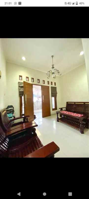 dijual rumah jl raya komplek klender